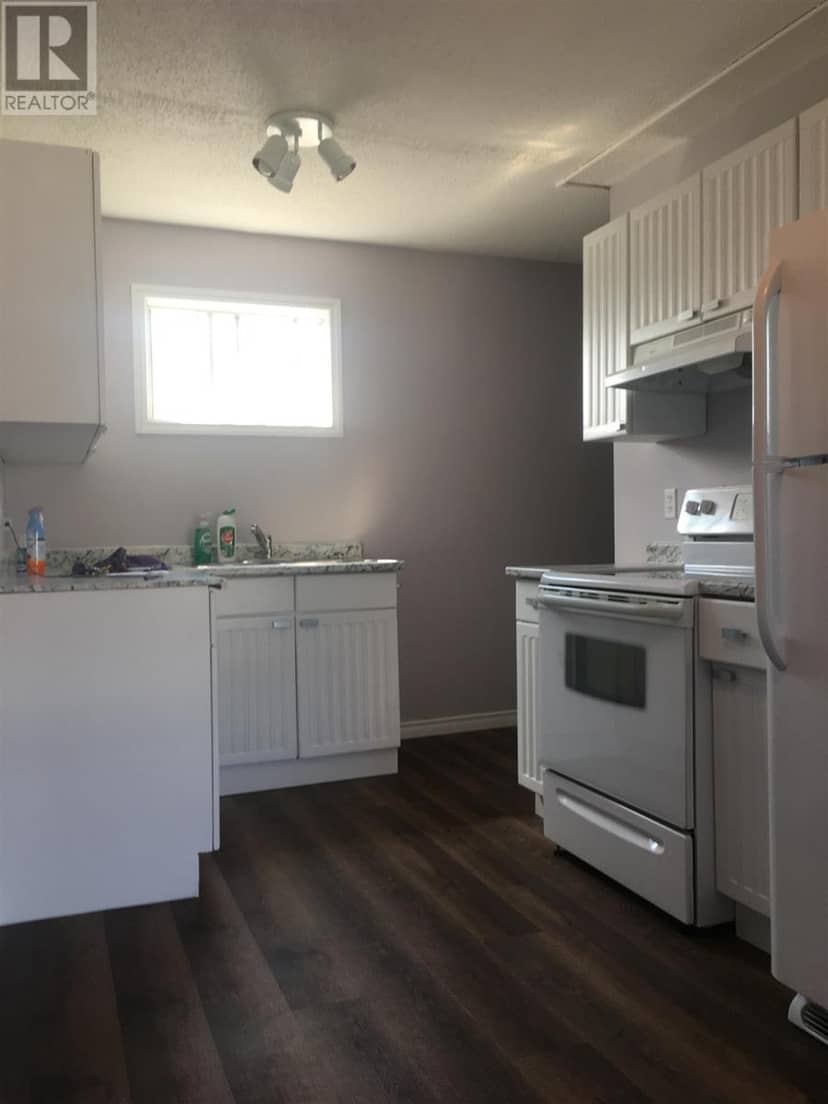 104 Albert ST — photo 37 of 38