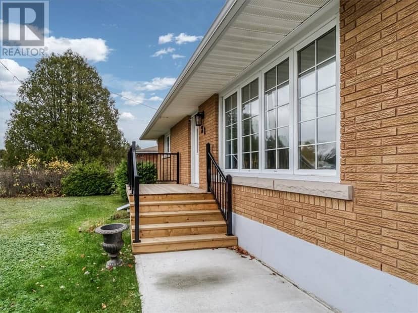 21 Richard Court, Dowling, photo 3