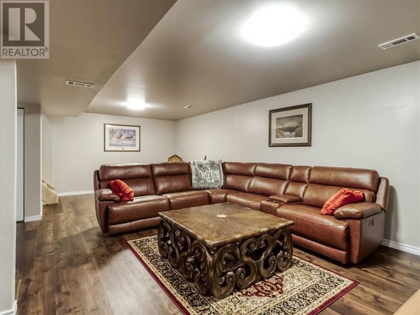 21 Richard Court — photo 30 of 40