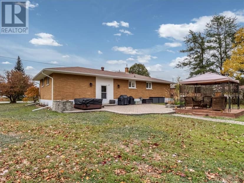21 Richard Court, Dowling, photo 5