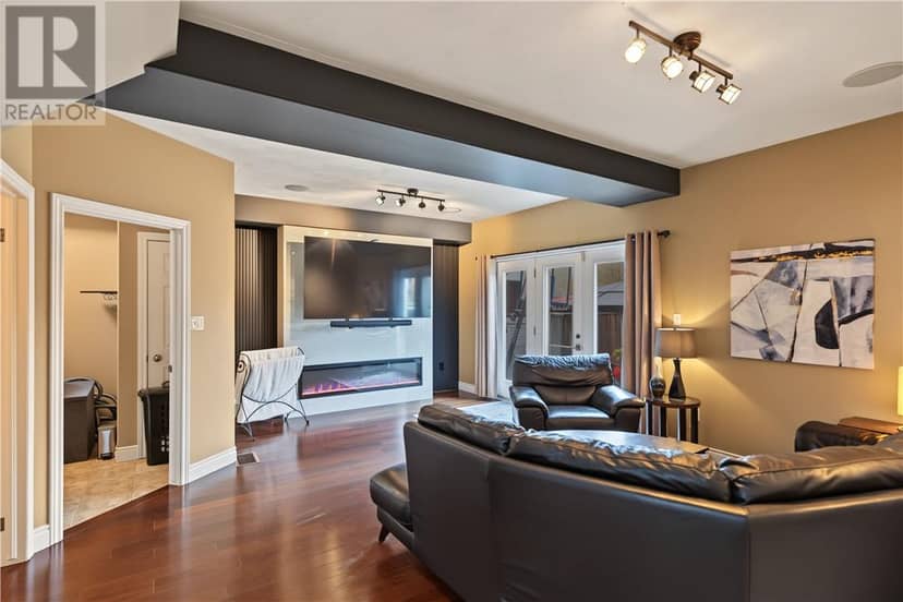 19 Berrygrove Court — photo 9 of 40