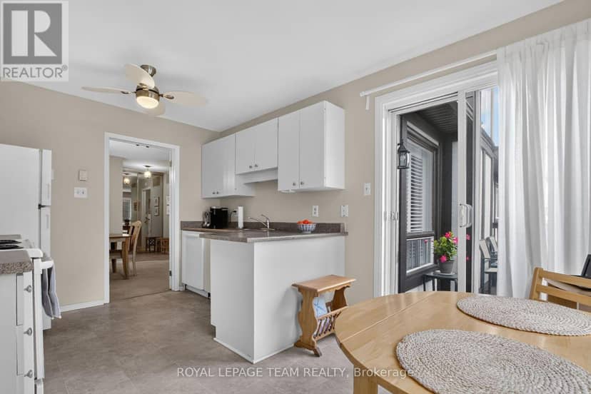 37C Stonehaven Drive — photo 10 of 39
