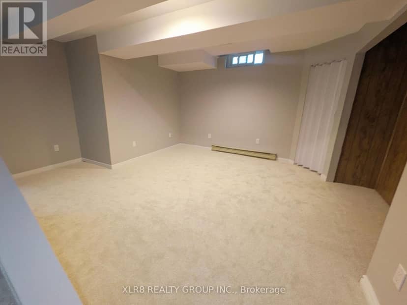 12 John Sidney Crescent — photo 26 of 33