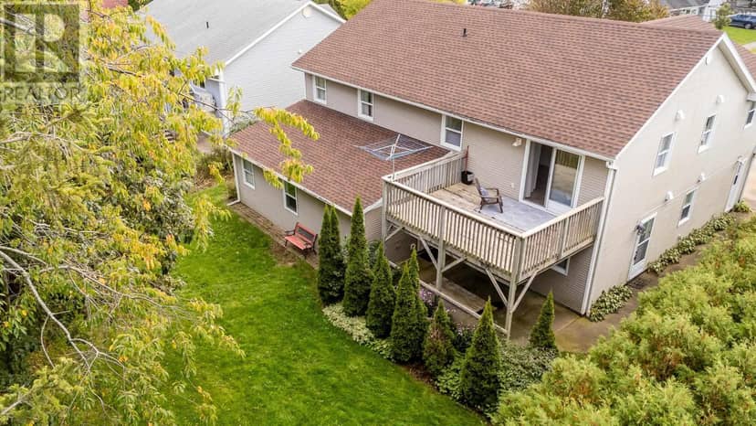 11 Robie Tufts Drive — photo 33 of 36
