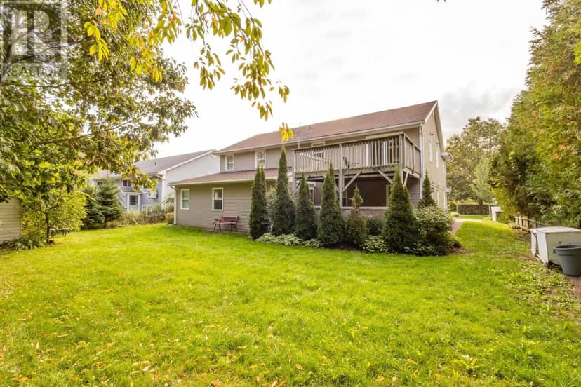 11 Robie Tufts Drive — photo 34 of 36