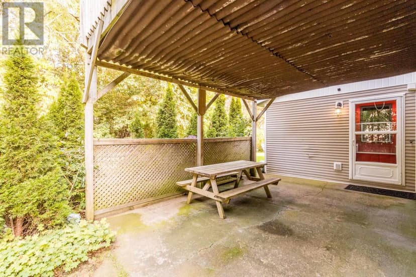11 Robie Tufts Drive — photo 22 of 36