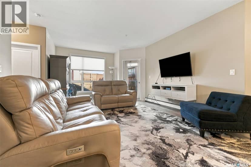 224 1025 Moss AVENUE — photo 10 of 32