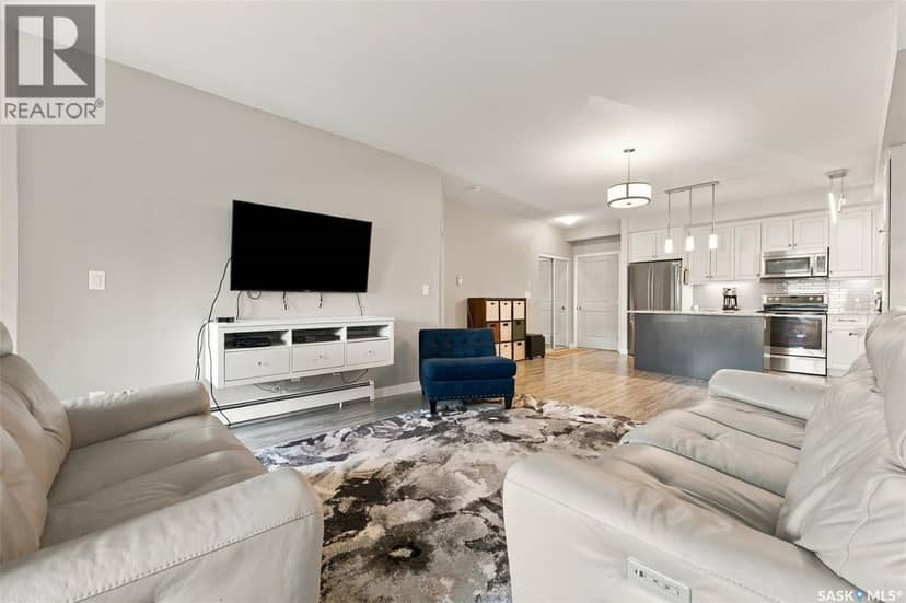 224 1025 Moss AVENUE — photo 13 of 32
