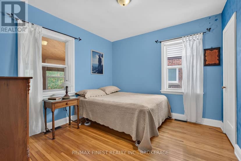 218 Helen Street — photo 16 of 40