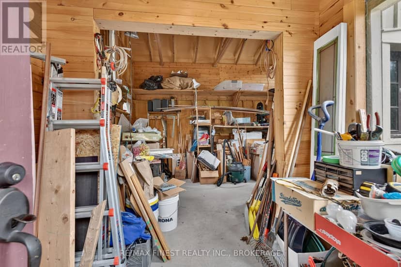 218 Helen Street — photo 39 of 40