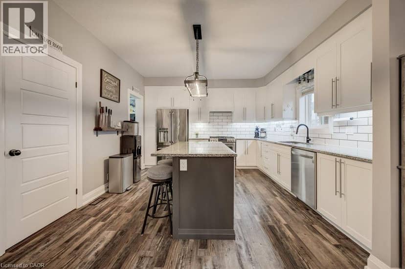 53 MARRIOTT Place — photo 12 of 40