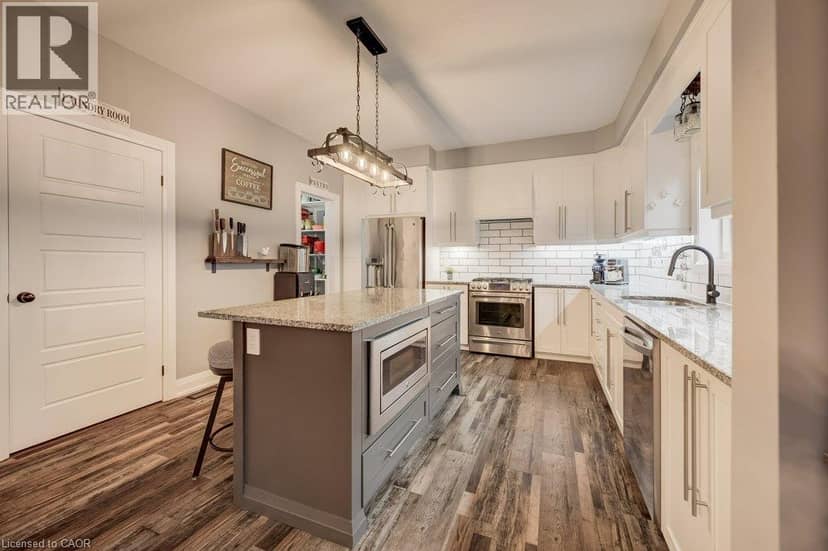 53 MARRIOTT Place — photo 13 of 40