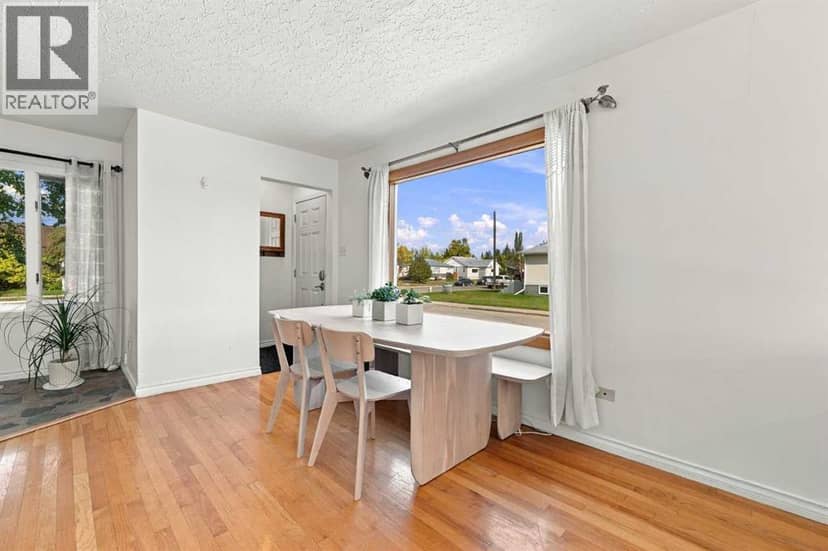 4101 51A Street — photo 10 of 34