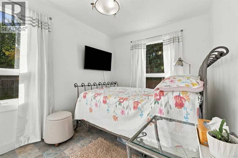 4101 51A Street — photo 15 of 34