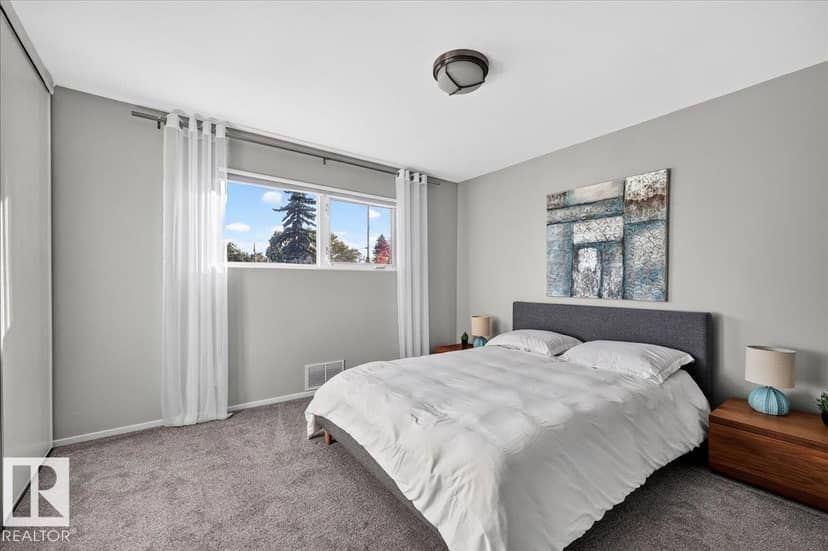 4504 105A AV NW — photo 21 of 38