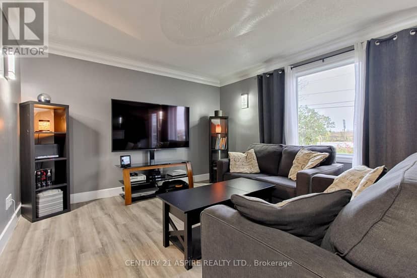 106 Forest Lea Road, Laurentian Valley, photo 7