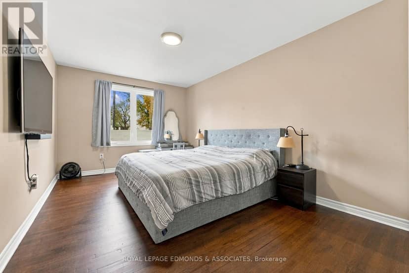 A - 465A Francis Street — photo 21 of 40