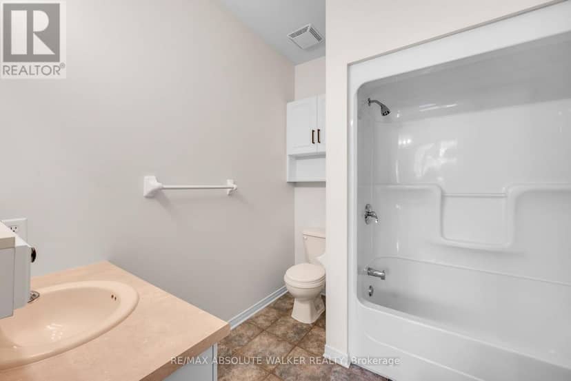 20 Sawchuk Terrace, Ottawa, photo 6