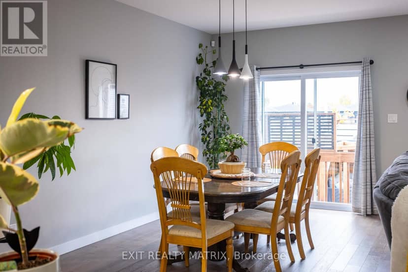 203 Filion Street — photo 16 of 40