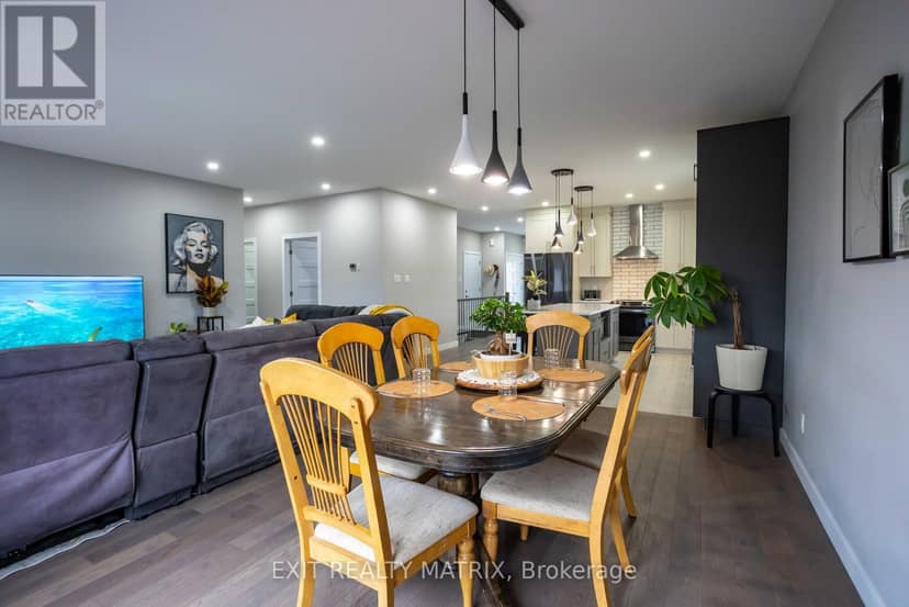 203 Filion Street — photo 17 of 40