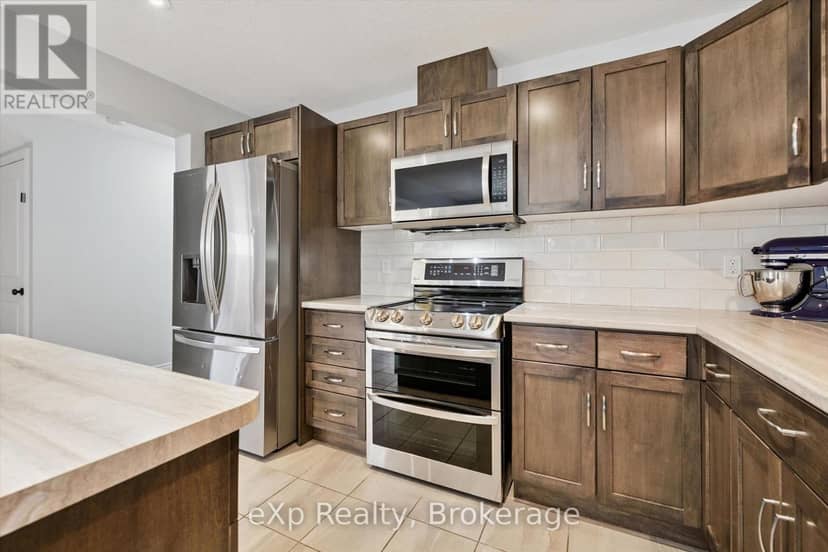 41 Stumpf Street — photo 11 of 40