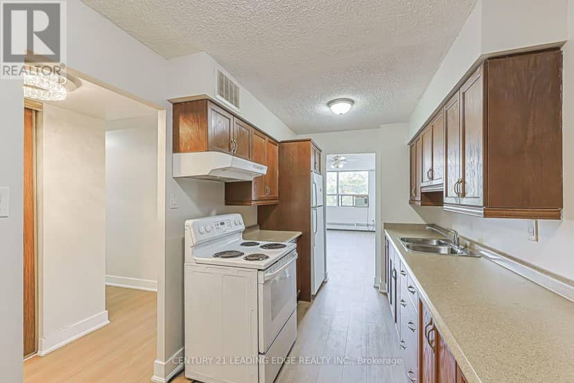 301 - 25 Sunrise Avenue, Toronto, photo 7