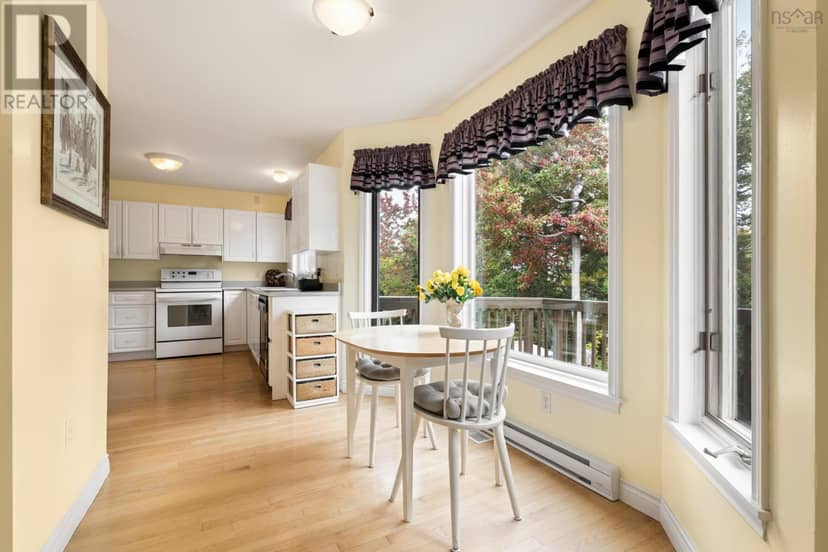 5 Clipper Court — photo 12 of 40