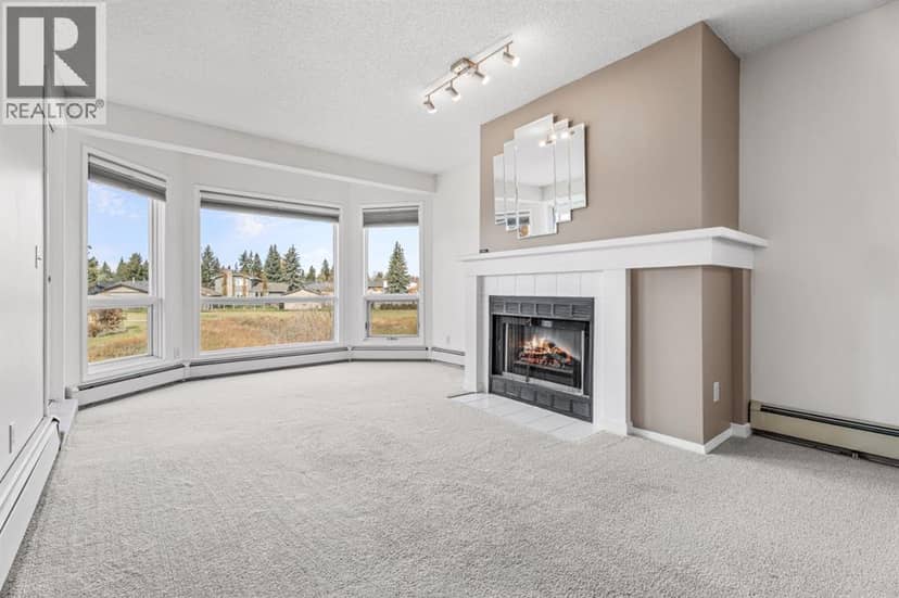 210, 102 Centre Court, Okotoks, photo 7