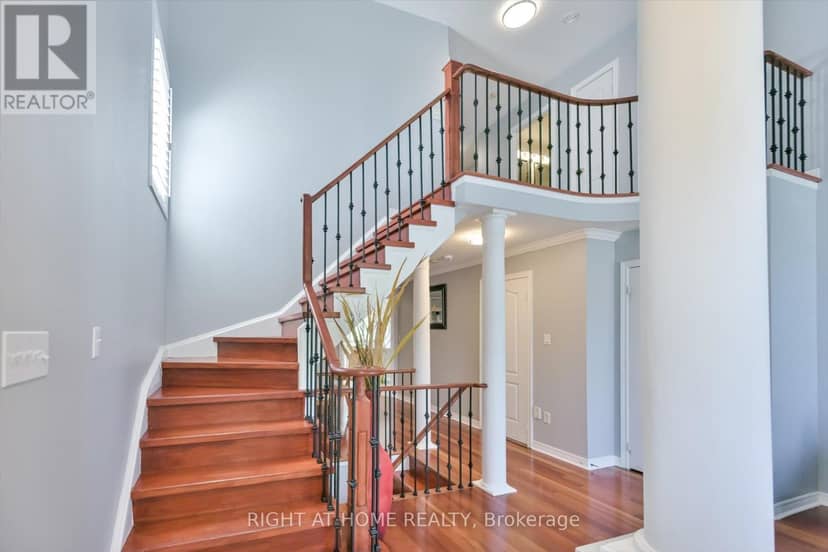 57 Hopkinson Crescent — photo 21 of 40
