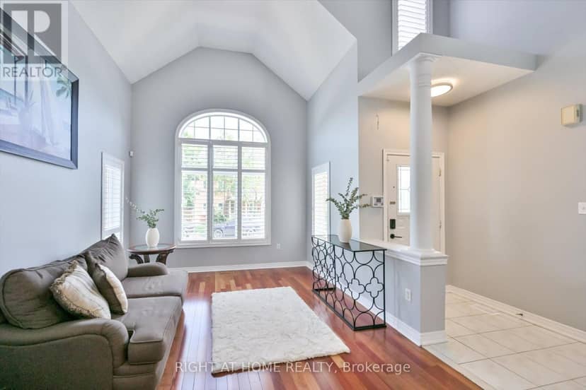 57 Hopkinson Crescent, Ajax, photo 4