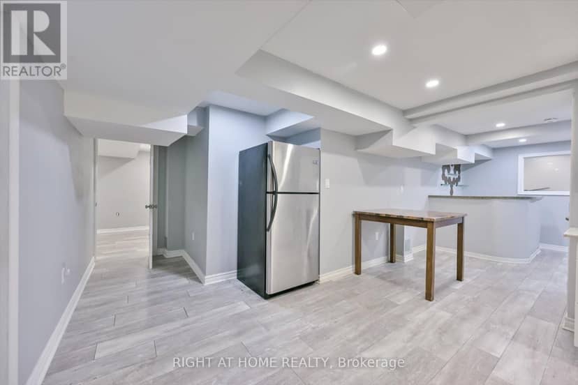 57 Hopkinson Crescent — photo 40 of 40