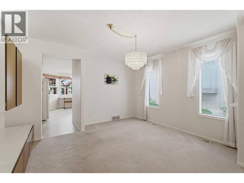 650 Lexington Drive Unit# 212 — photo 17 of 36