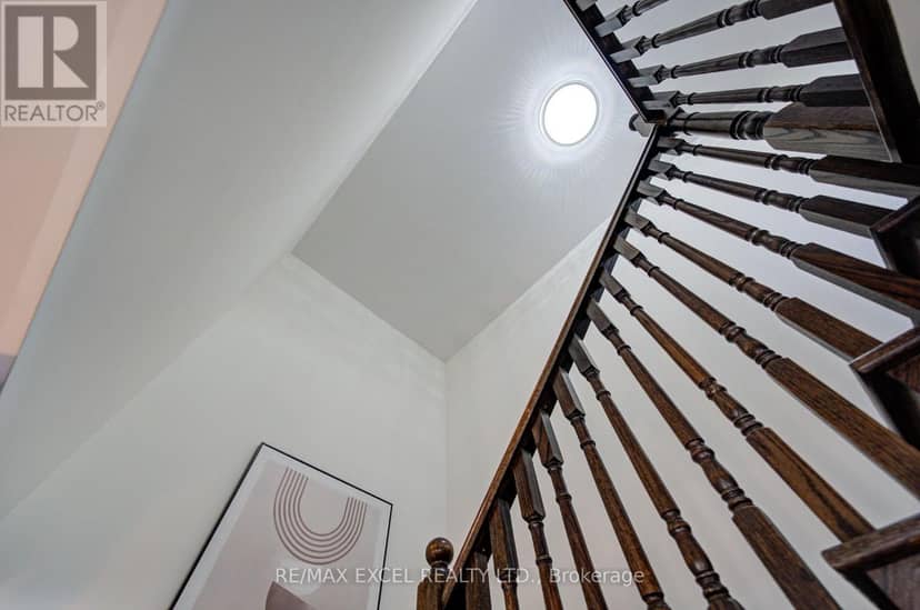 145 Milby Crescent — photo 33 of 40