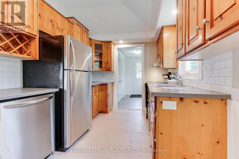 3967 Algonquin Avenue — photo 16 of 40