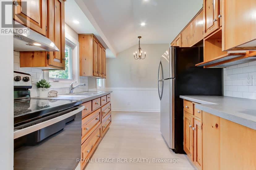 3967 Algonquin Avenue — photo 21 of 40