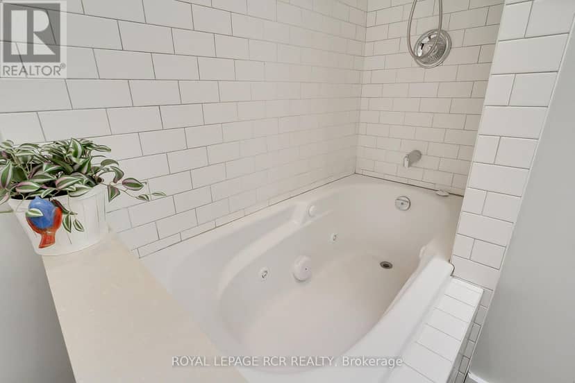 3967 Algonquin Avenue — photo 37 of 40