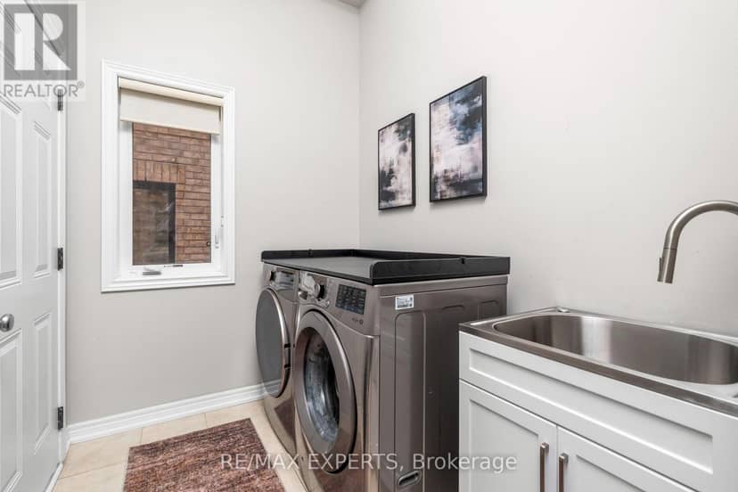 22 Garyscholl Road — photo 19 of 40