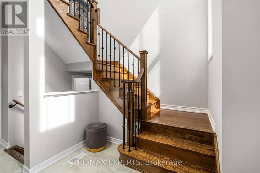 22 Garyscholl Road — photo 21 of 40