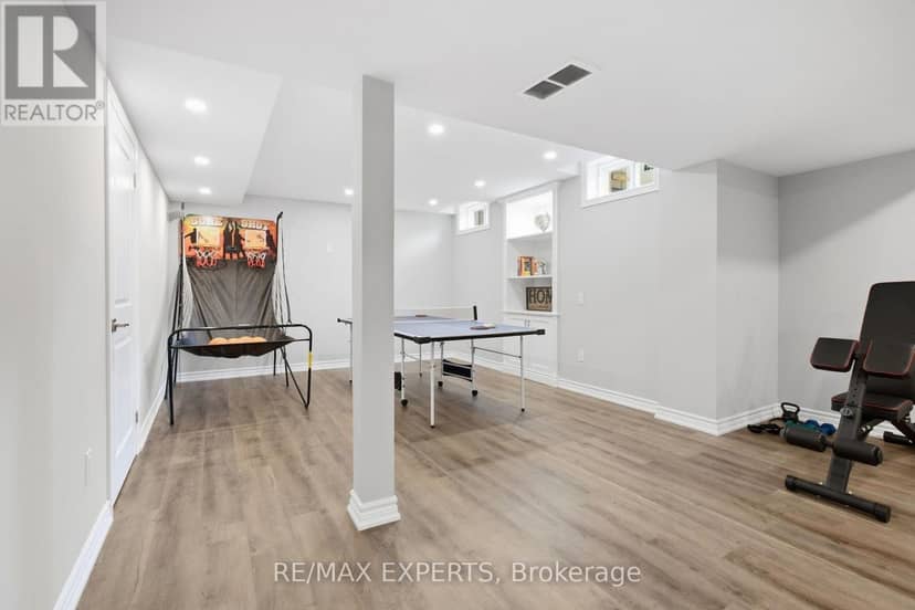 22 Garyscholl Road — photo 35 of 40