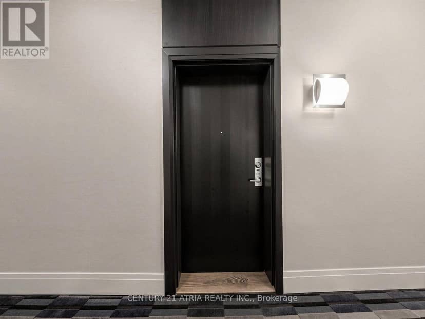 512 - 15277 Yonge Street — photo 29 of 37