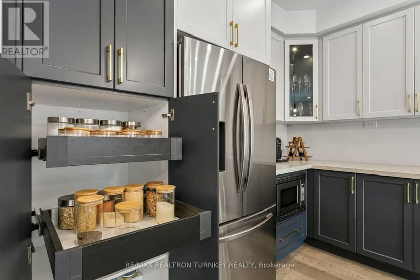 4 Gord Matthews Way — photo 16 of 40
