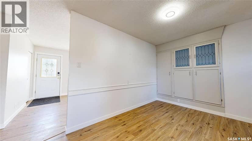 108 Griffin STREET — photo 10 of 40