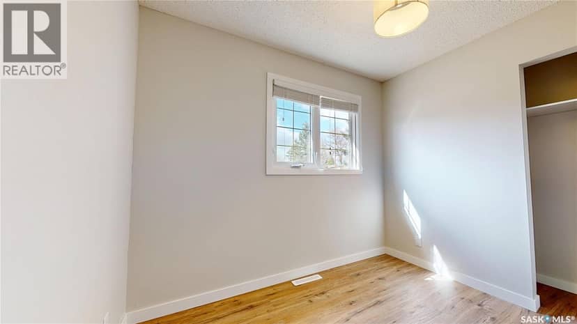 108 Griffin STREET — photo 23 of 40