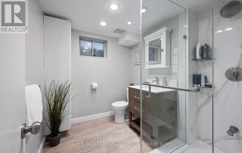 136 Prince George Drive — photo 32 of 40