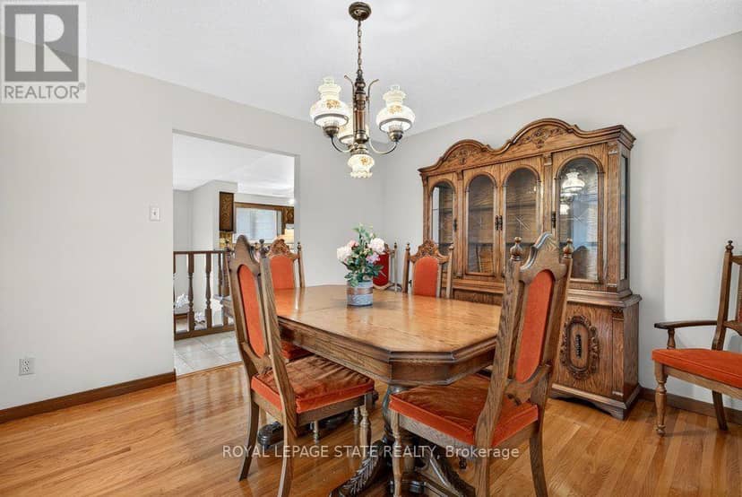 45 Worsley Road — photo 20 of 40