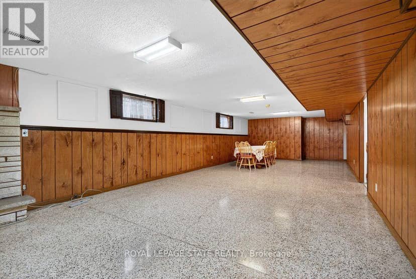 45 Worsley Road — photo 37 of 40