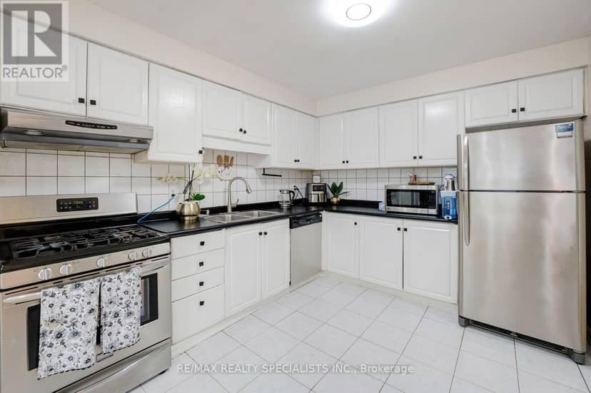 1754 Upper Gage Avenue — photo 10 of 40