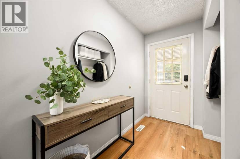 723 Queenston Terrace SE — photo 30 of 40
