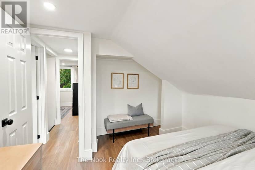 28 Purdy Street — photo 35 of 40