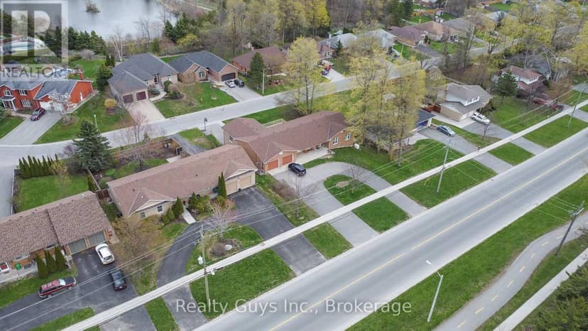 668 Brealey Drive, Peterborough, photo 5